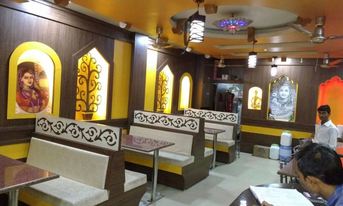 Vidisha Hotel | Goroomgo Hotel Rajawat Madhya Pradesh