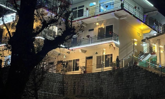Sidhpur Hotel | Goroomgo Paradise Inn Dharmsala