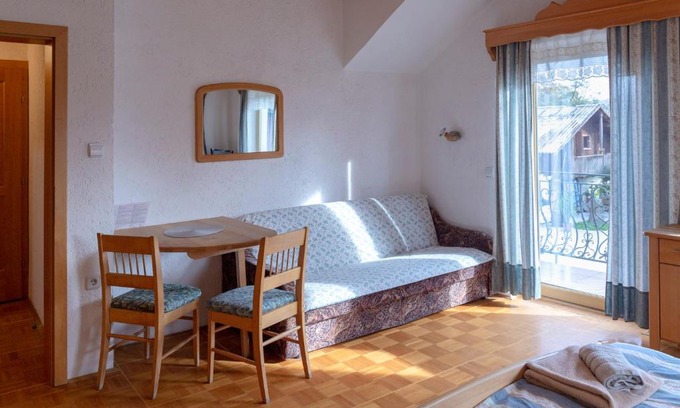 Prevalje House | Gostišče Marin Miler