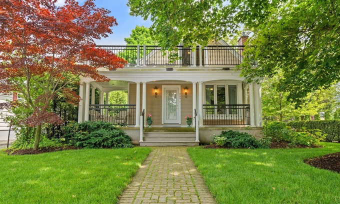 Old Town Historic District House | Governor's Walk Historic Home in Old Town