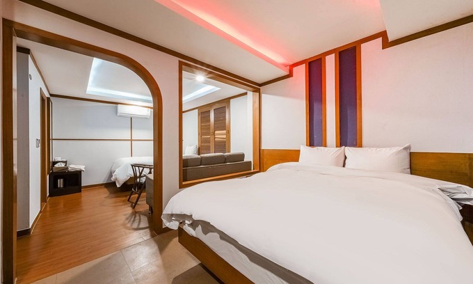 Goyang Hotel | Goyang Karma Hotel