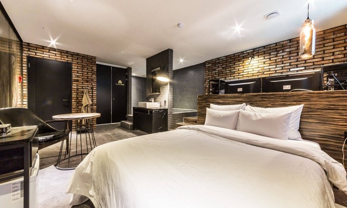 Goyang Hotel | Goyang Traum