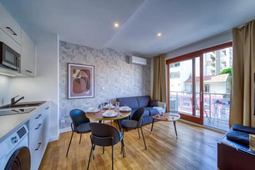 Quartier Exposition-Bajatiere Apartment | #GQ Le Beau Mallifaud