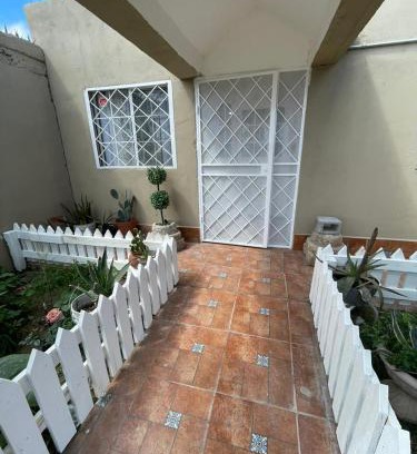 Cuauhtemoc House | GR20acd Corredor Comercial
