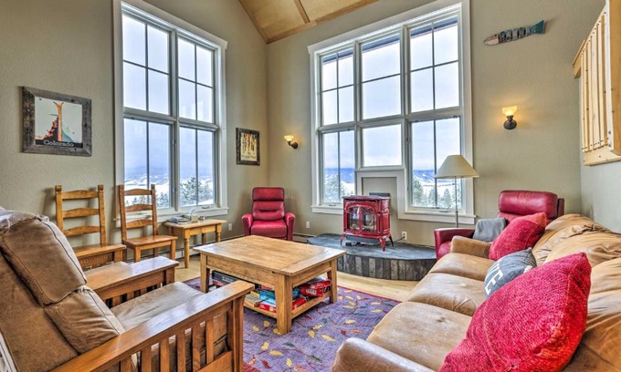 Granby House | Granby Home Stunning Mountain and Lake Views!