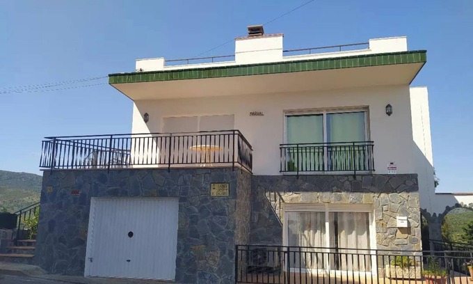 Llanca Apartment | Grand Appart. sea and mountain views/Villa Marval 2