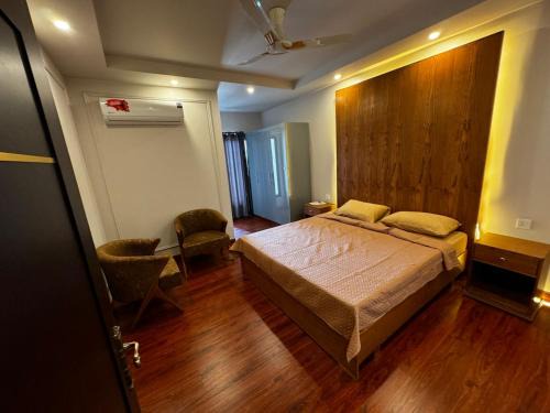 Faisalabad Apartment | Grand atrium one bed apartment