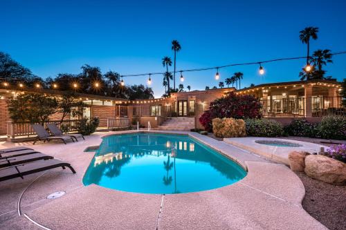 Camelhead Estates House | Grand Camelback views home with jacuzzi and pool.