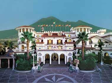 Sant'Antonio Abate Hotel | Grand Hotel La Sonrisa