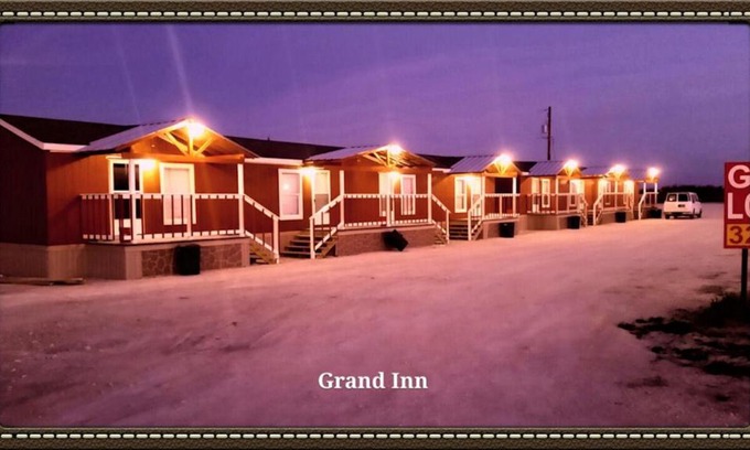 Big Lake Hotel | Grand Inn