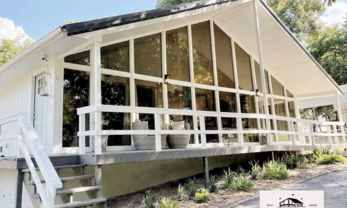 Afton Cabin | Grand Lake cabin on Monkey Island minutes from Shangri-La w/Hot Tub and Fire Pit