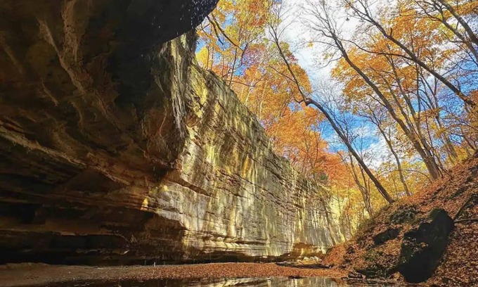 Utica House | Grand Manor at Starved Rock