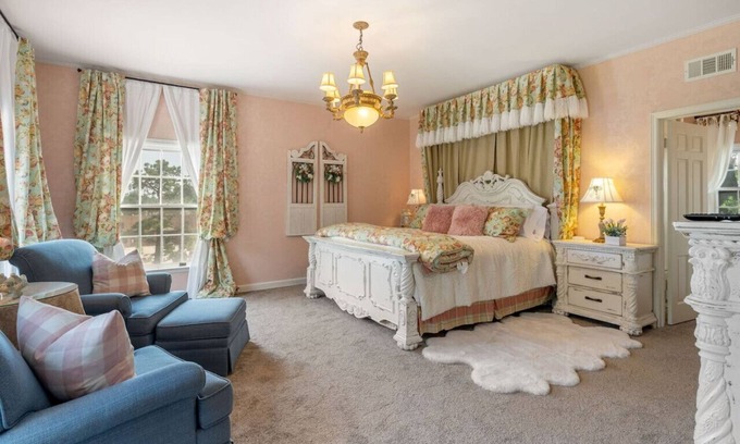 Fort Smith House | Grand Mansion-Blushing Rose