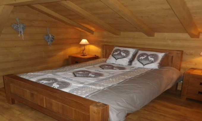 Verchaix Ski Chalet | GRAND-MASSIF VERCHAIX-MORILLON-SAMOENS MOUNTAIN CHALET APARTMENT 6/8 PERS