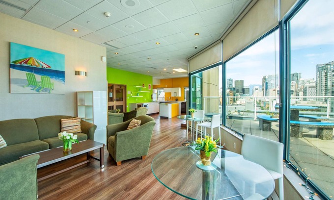 Downtown Vancouver Hotel | Grand Park Hotel & Suites Downtown Vancouver, an Ascend Collection Hotel