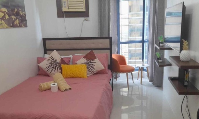 Ermita Apartment | Grand Riviera Suites, US Embassy Comfy, Affordable Studio in Roxas Blvd, Ermita Manila