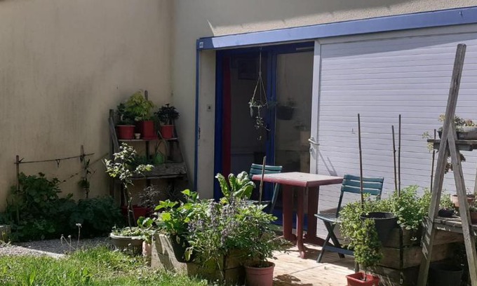 La Roche-sur-Yon House | grand studio de plein-pied quartier calme proche centre