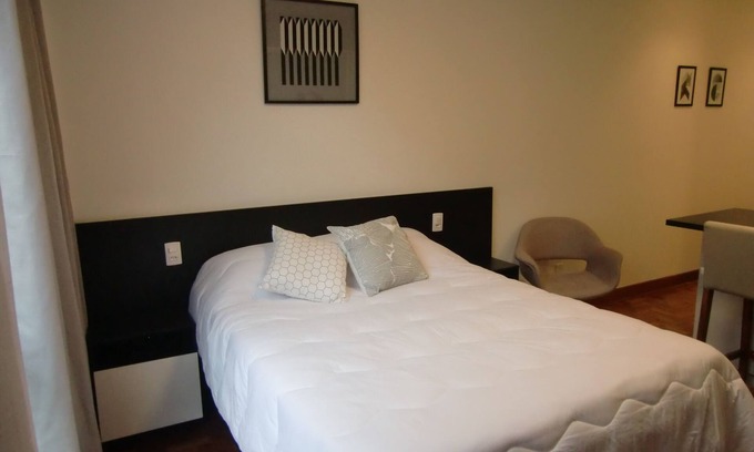 Republica Apartment | Grand Suite - Decorated Studio at Copan Building