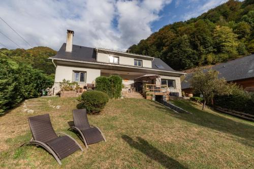 Cauterets House | Grand Yatou - 8 pers, RDC, tout confort - Parking, jardin & Wifi
