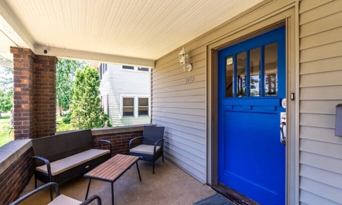 Cedar Rapids House | Grande Adventuren