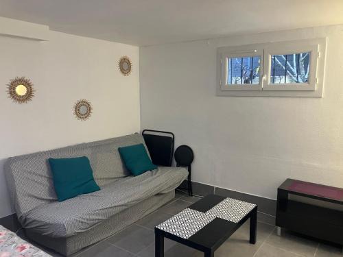Belle-Beille House | Grande chambre, Sdb partagée