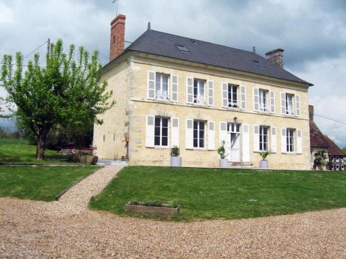 Laleu House | Grande maison avec piscine couverte, flipper et charme industriel en pleine campagne - FR-1-497-46