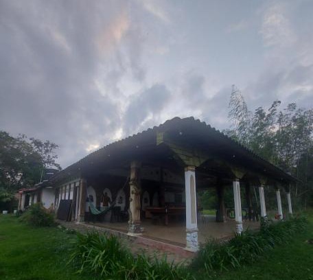 San Carlos House | Grande y hermosa casa de tapia