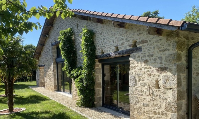 Mouilleron-le-Captif House | Grange de la Ménagerie, 300m2, 15 people in a quiet area