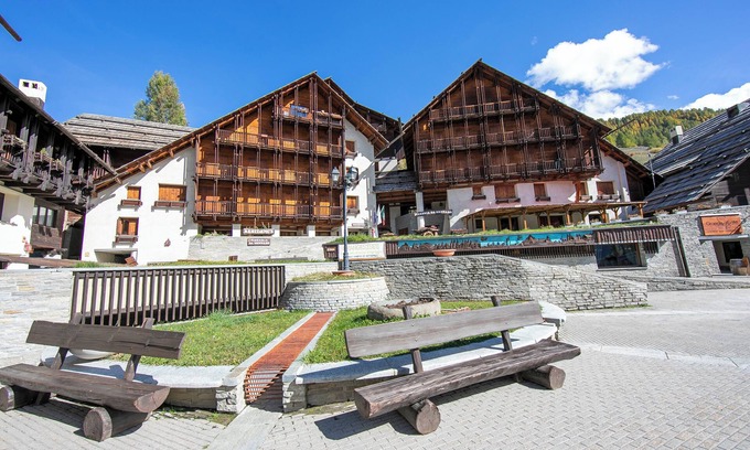Grangesises Apartment | Grange Hike & Ski - 27D Sestriere, Sestriere (Grange Sises), Italy