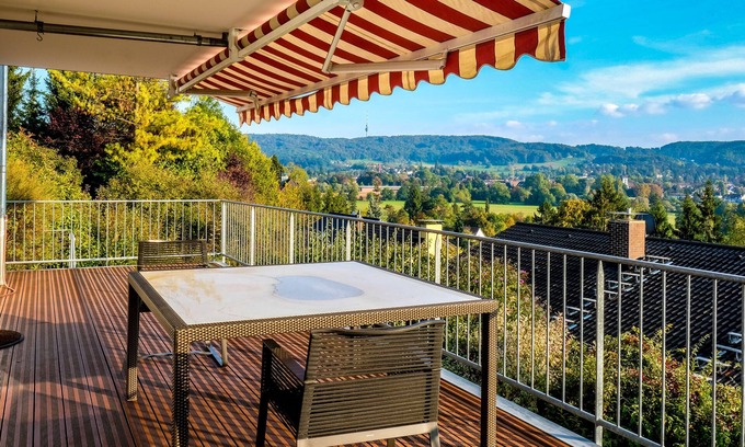 Weil am Rhein Apartment | Granny apartment · Apartment with terrace near the Swiss border