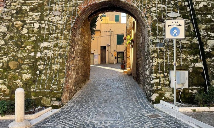 Nettuno Apartment | Granny s House Neptune