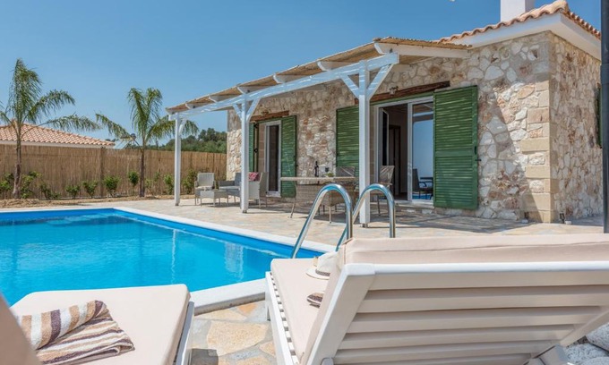 Karavados Villa | Grapevine Cottage