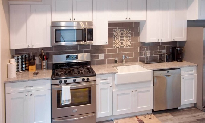Trinidad Bed & Breakfast | Gray Corner Place Walkscore90