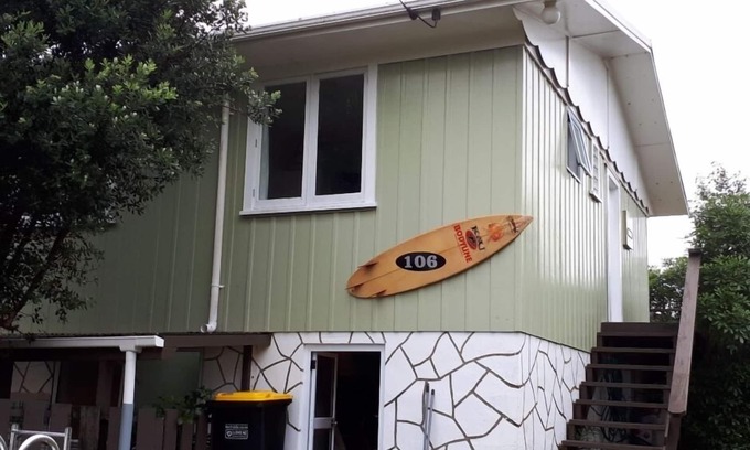 Whangamata House | Great affordable family bach fully self contained
