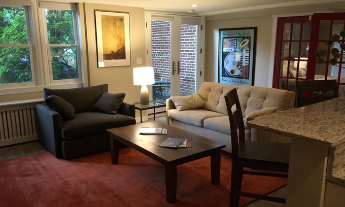 North Cleveland Park Apartment | Great Apartment in Beautiful DC Neighborhood