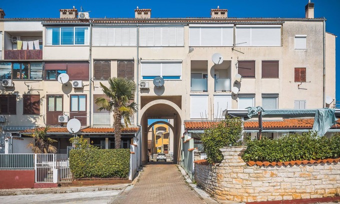 Mareda Apartment | Great compact apartment on the coast of Istria.