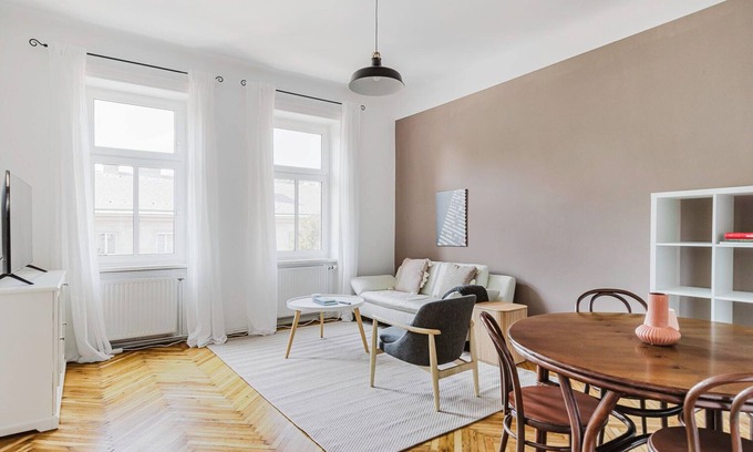 Dobling Apartment | Great Döbling 2BR, Fully Furnished & Ready, by Blueground