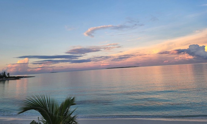Rokers Point House | Great Exuma Beachouse