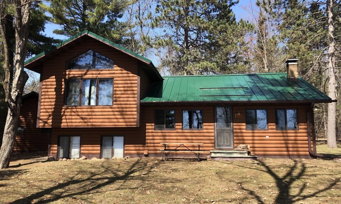 Bay Lake Cabin | Great Family Getaway on Beautiful Bay Lake