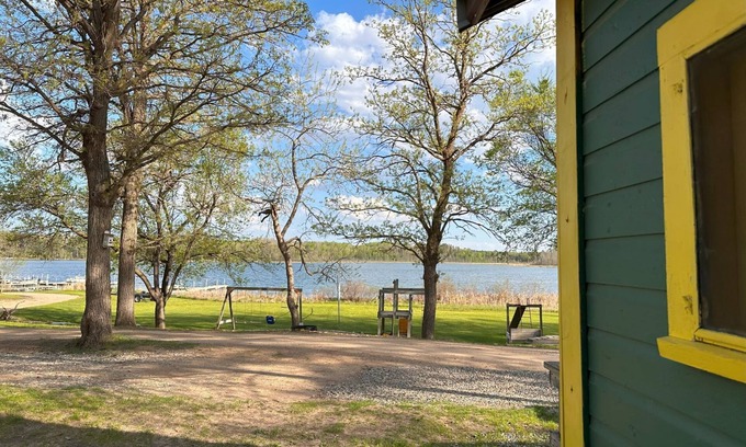 Nevis Cabin | Great Fishing! Lakeside Cabin on Seventh Crow Wing Lake