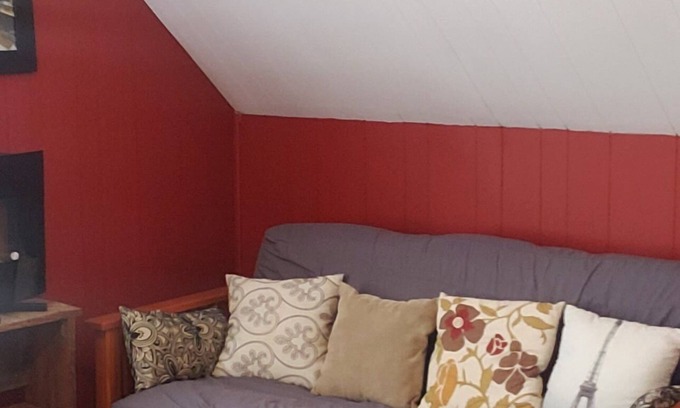 Aylesford House | Great for a travel nurse! Charming coutry rooms for rent