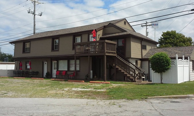 Port Clinton Apartment | Great for families or fishing groups