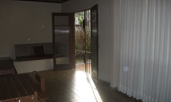 Praia da Enseada House | Great House 100 meters from the beach.