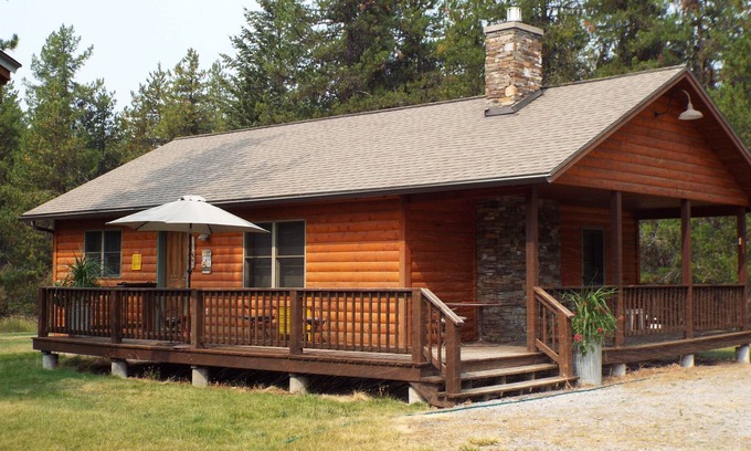 Trout Creek Cabin | Great little cabin in woods.