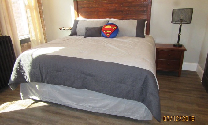 Metropolis Apartment | Great location in the Historic Downtown of Metropolis, Home of Superman