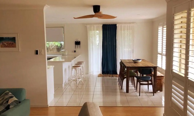 North Creek House | Great Location-lennox Village