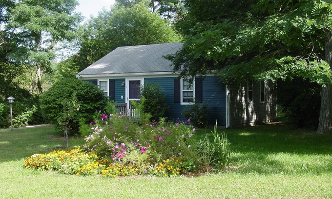 Eastham House | Great Location Near Cape Cod National Seashore