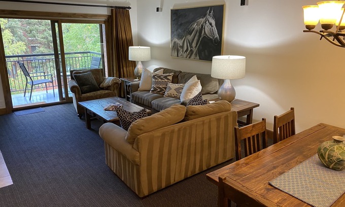 Downtown Park City Condo | Great location! Steps from Main Street, the Town Lift, Shopping and Restaurants