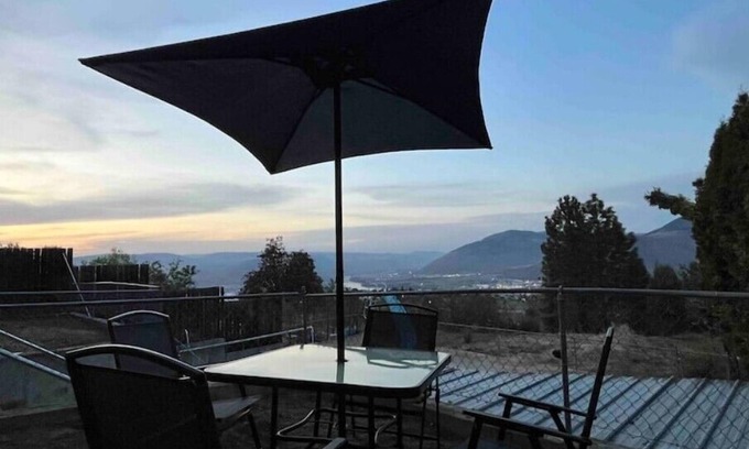 Kamloops House | Great location with stunning View with pool!