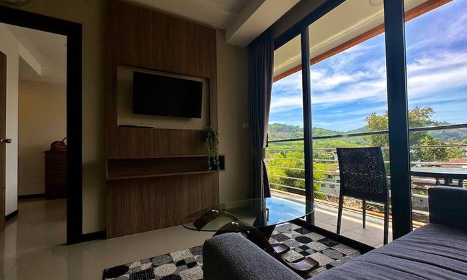 Nai Harn Apartment | Great mountain view apartment, Pearl 504